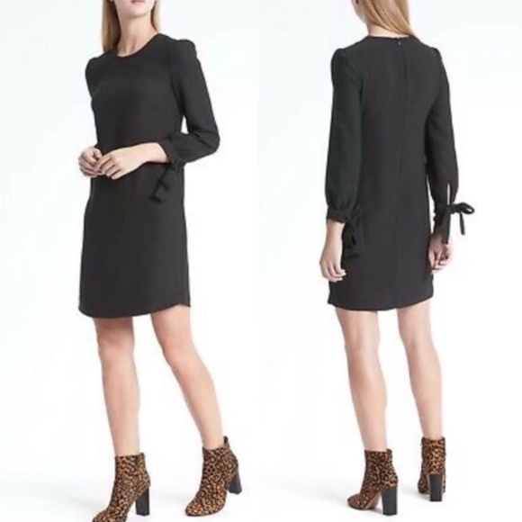 Long Sleeves Bow Shift Dress 